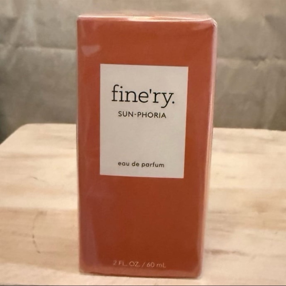 Fine'ry Sun-Phoria